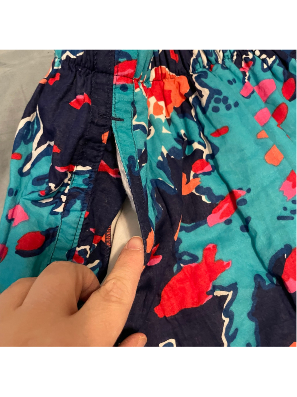 Women's Lilly Pulitzer Mini Skirt Size S Blue Pink Patterned coastal preppy - Picture 3 of 6